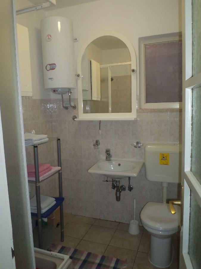 Apartment Starigrad/Senj 1 Starigrad  Buitenkant foto
